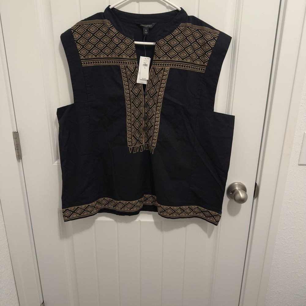 Banana Republic Women's Black Brown Design Trim Sleevesless‎ Blouse Size XL